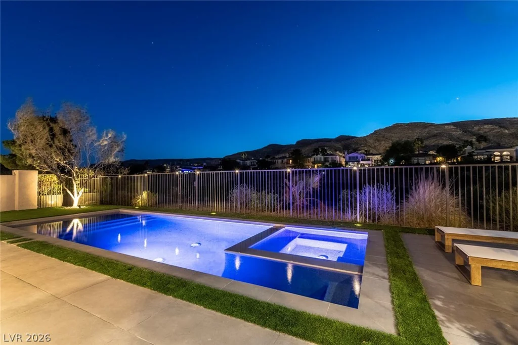 2797 Turtle Head Peak Dr, Las Vegas, NV 89135