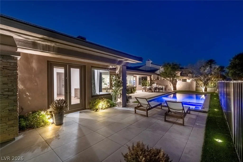2797 Turtle Head Peak Dr, Las Vegas, NV 89135