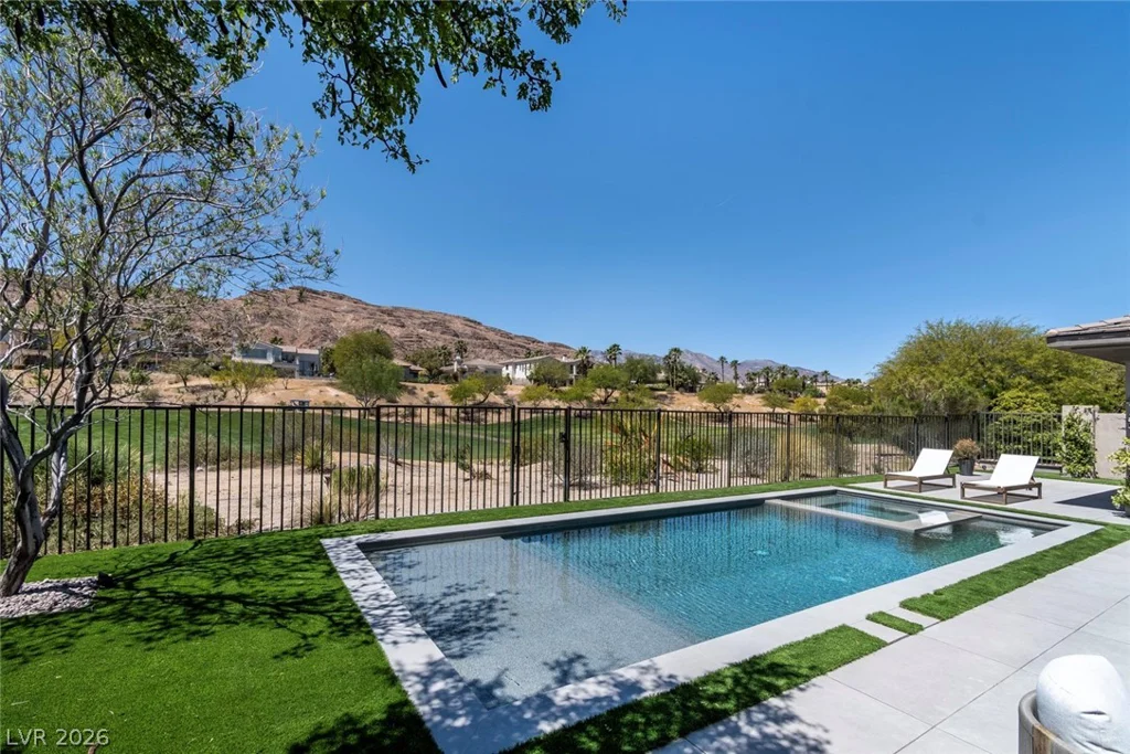 2797 Turtle Head Peak Dr, Las Vegas, NV 89135