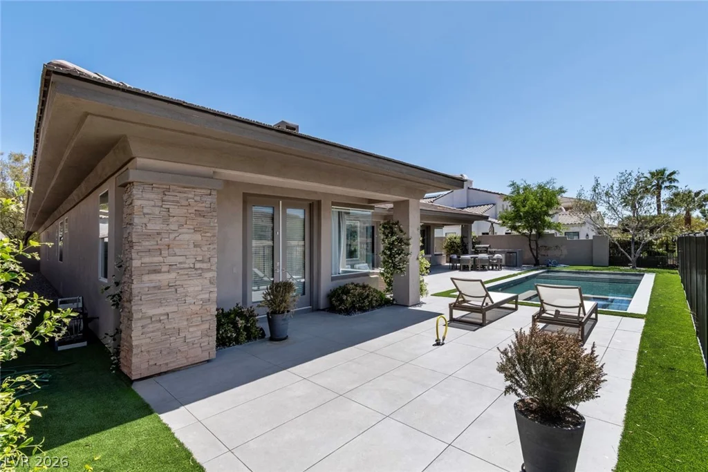 2797 Turtle Head Peak Dr, Las Vegas, NV 89135