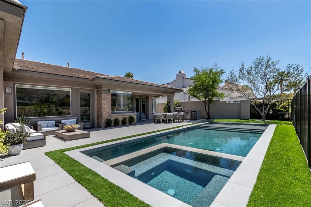 2797 Turtle Head Peak Dr, Las Vegas, NV 89135
