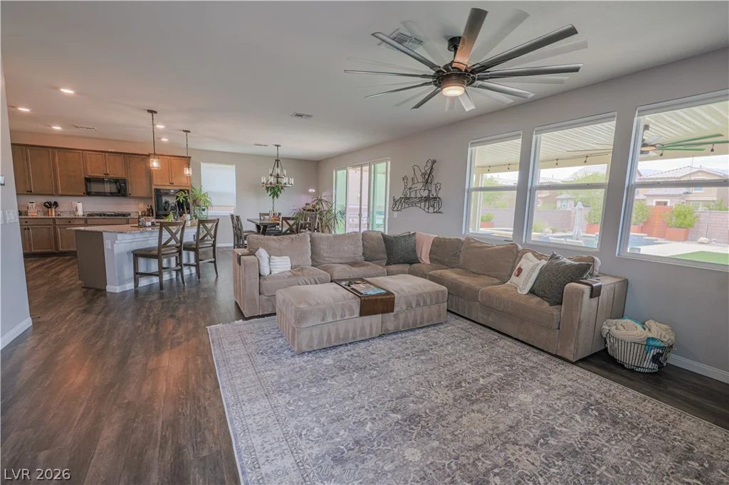 1018 Brilliant Meadow, North Las Vegas, NV 89086
