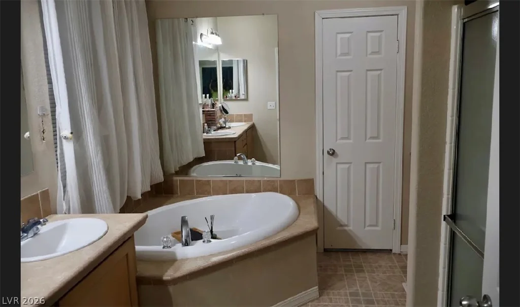 4964 Vista Flora, Las Vegas, NV 89121