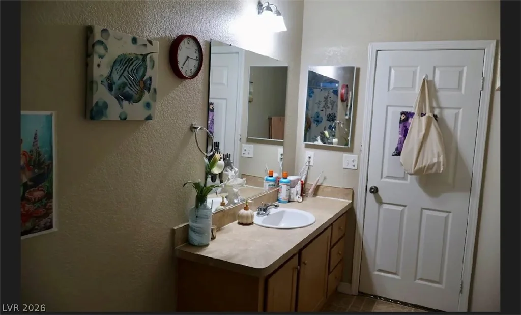 4964 Vista Flora, Las Vegas, NV 89121