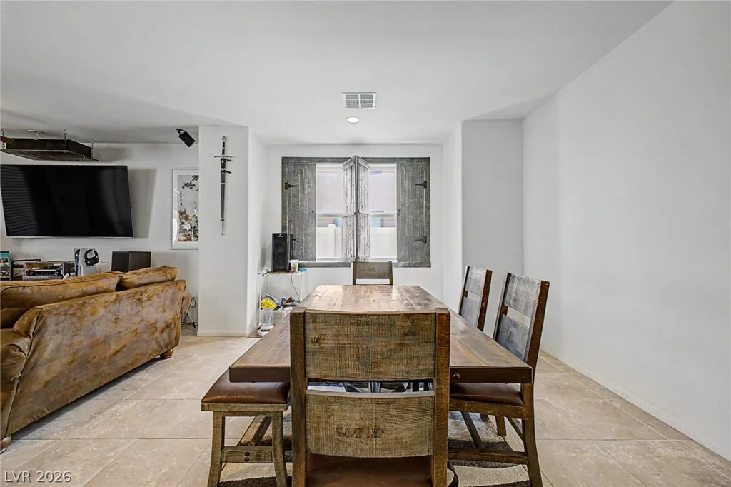 5920 Dakota Bay, North Las Vegas, NV 89081