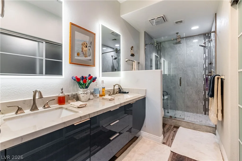 6956 Emerald Springs, Las Vegas, NV 89113