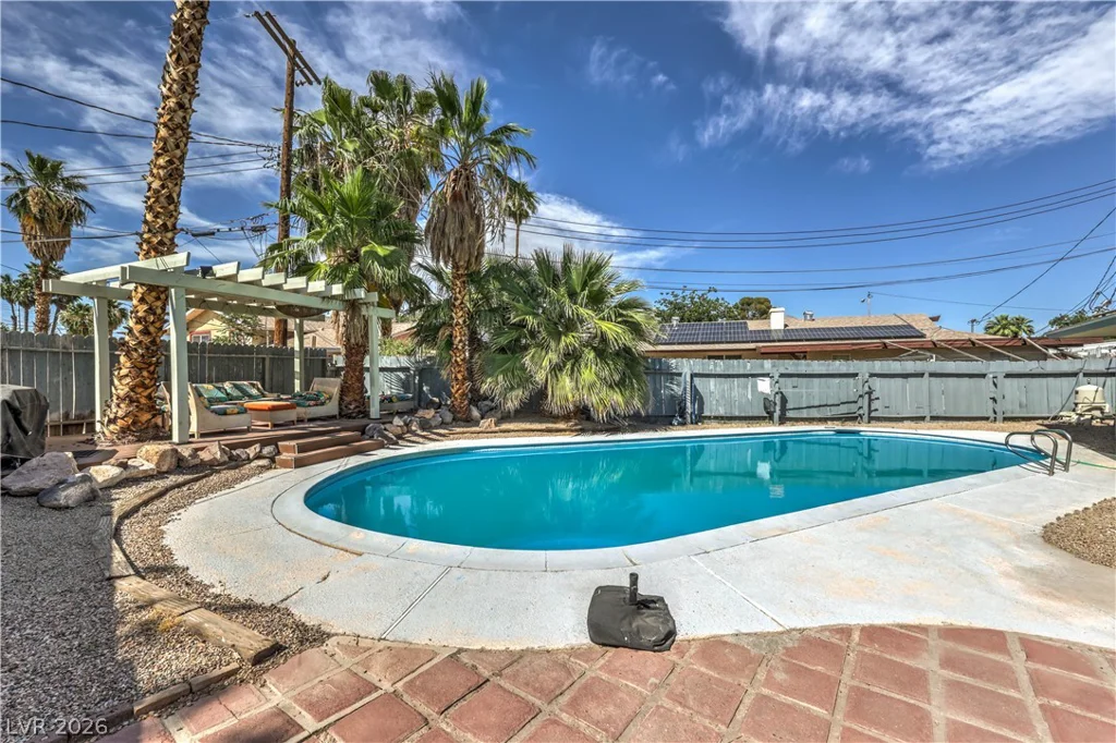 5228 Masters, Las Vegas, NV 89142