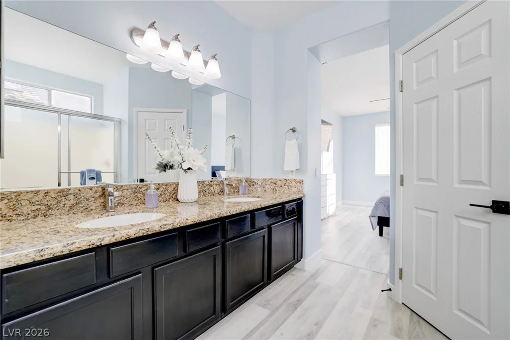5929 Autumn Harvest Ave, Las Vegas, NV 89142