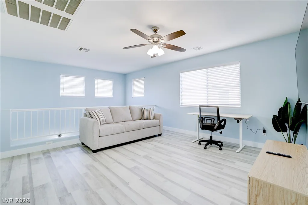 5929 Autumn Harvest Ave, Las Vegas, NV 89142