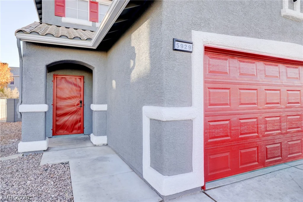 5929 Autumn Harvest Ave, Las Vegas, NV 89142