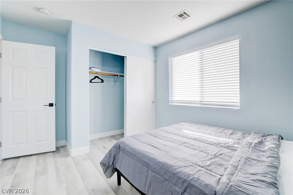 5929 Autumn Harvest Ave, Las Vegas, NV 89142