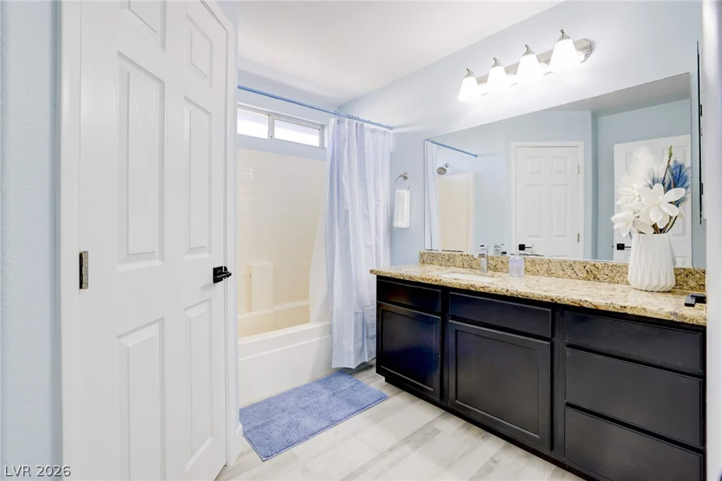 5929 Autumn Harvest Ave, Las Vegas, NV 89142