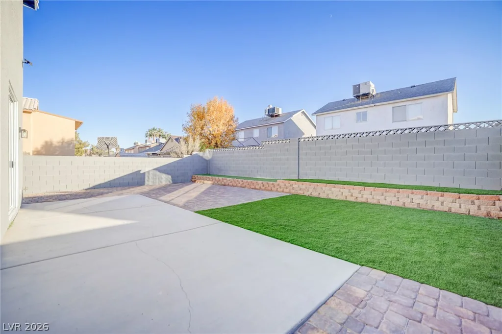 5929 Autumn Harvest Ave, Las Vegas, NV 89142