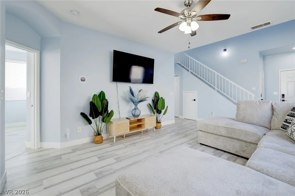 5929 Autumn Harvest Ave, Las Vegas, NV 89142