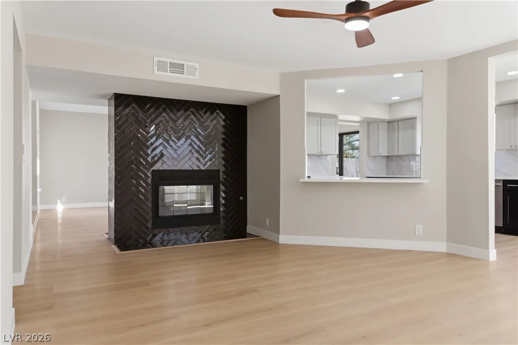 73 Westheimer, Henderson, NV 89074