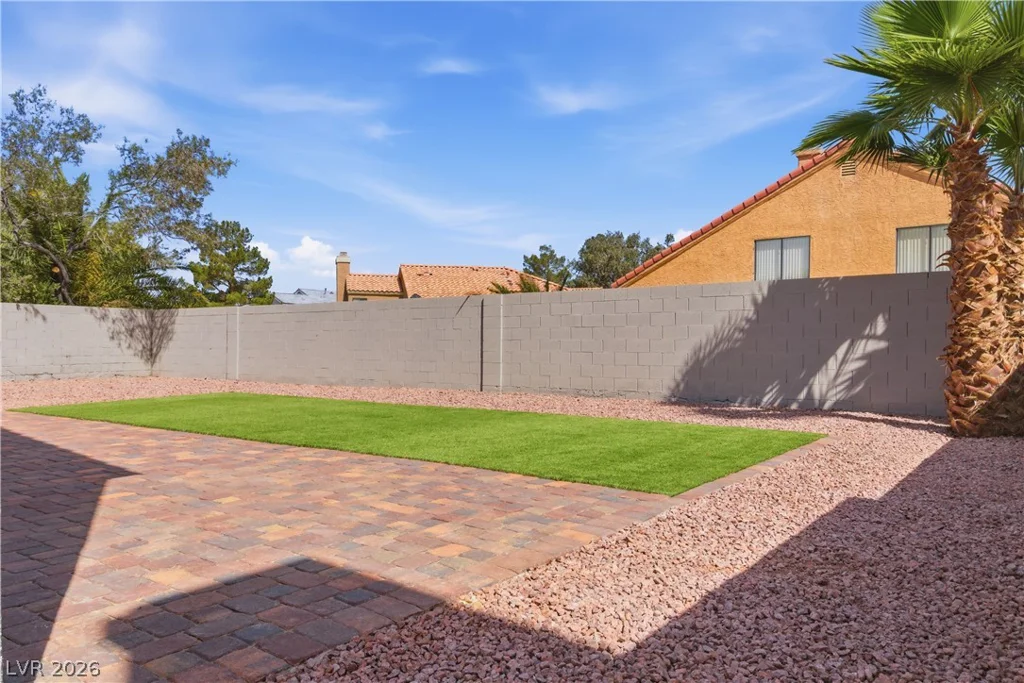 73 Westheimer, Henderson, NV 89074
