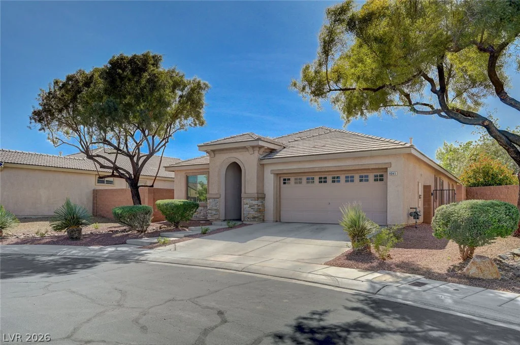 8045 Glacier Falls, North Las Vegas, NV 89085