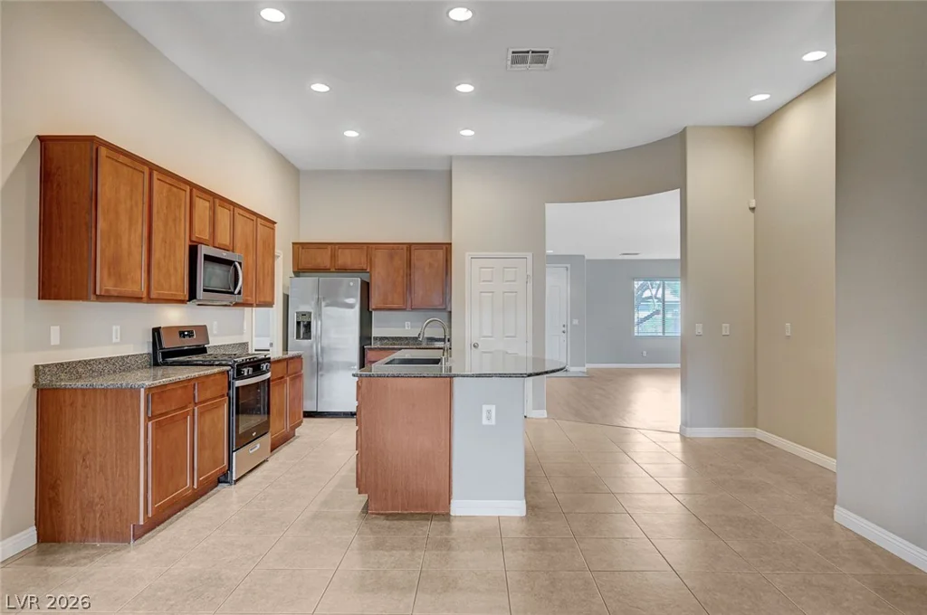 8045 Glacier Falls, North Las Vegas, NV 89085