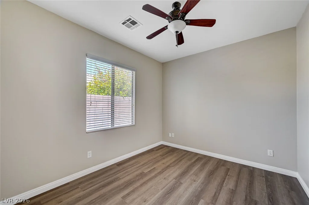 8045 Glacier Falls, North Las Vegas, NV 89085