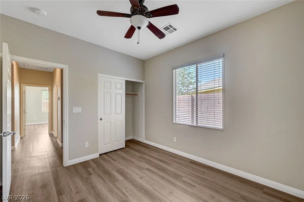8045 Glacier Falls, North Las Vegas, NV 89085