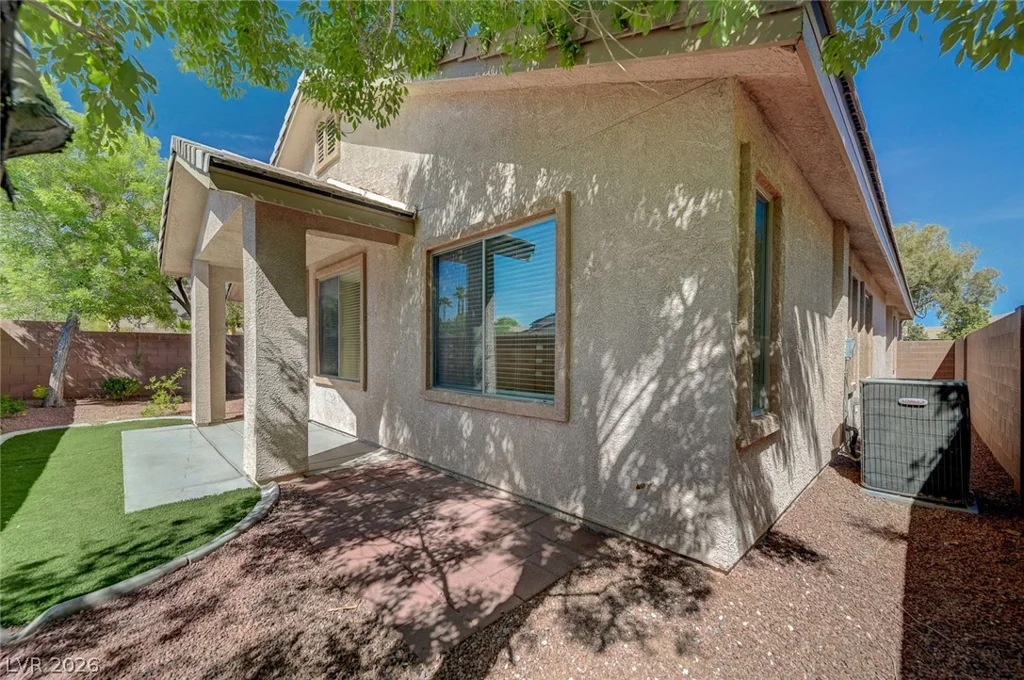 8045 Glacier Falls, North Las Vegas, NV 89085