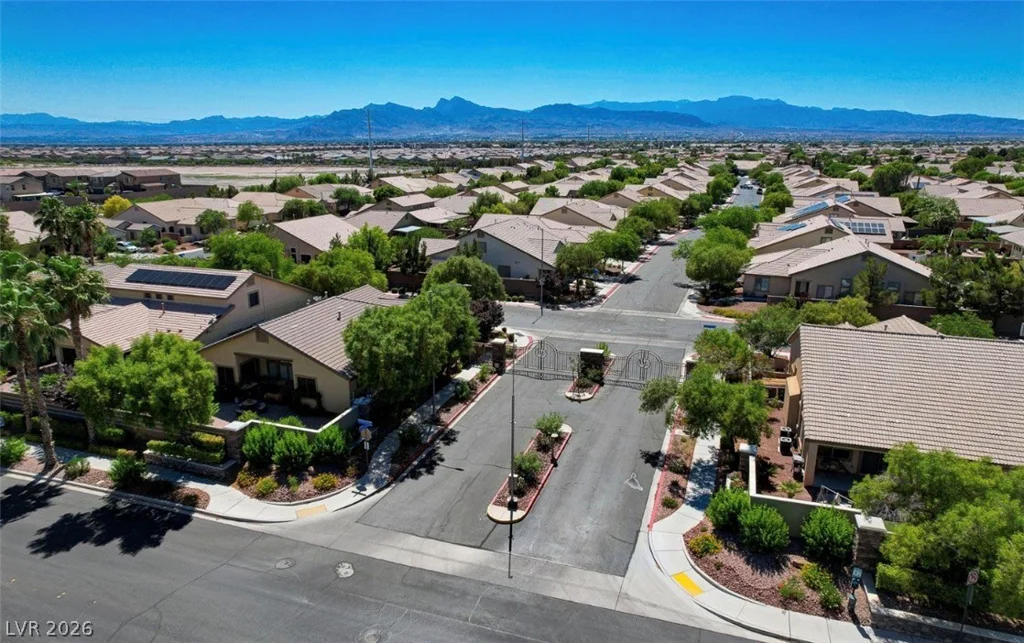 8045 Glacier Falls, North Las Vegas, NV 89085