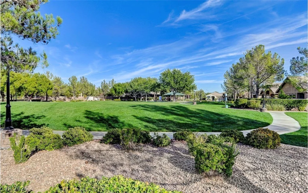 8045 Glacier Falls, North Las Vegas, NV 89085