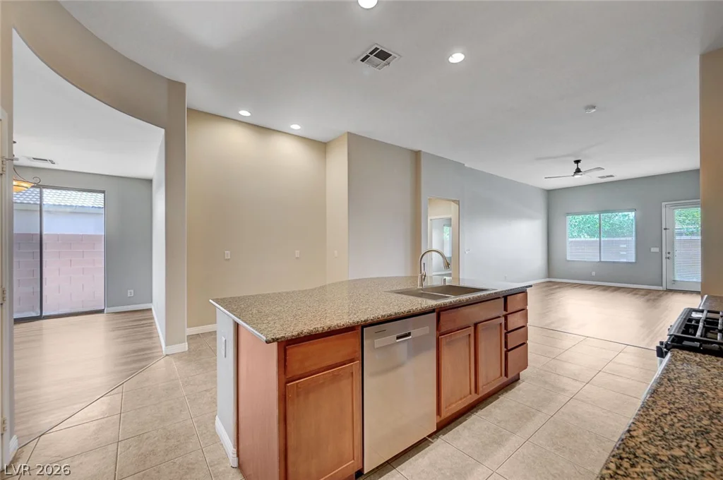 8045 Glacier Falls, North Las Vegas, NV 89085