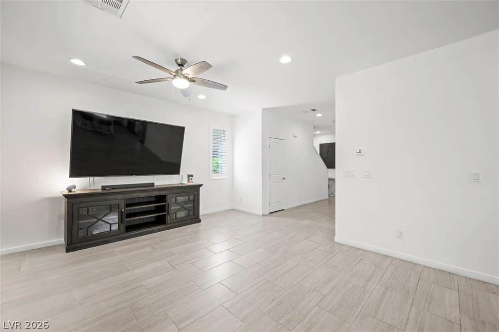 7040 Topaz Mountain, Las Vegas, NV 89148