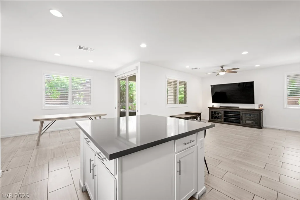 7040 Topaz Mountain, Las Vegas, NV 89148
