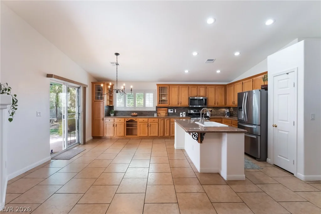 306 Violetta, North Las Vegas, NV 89031