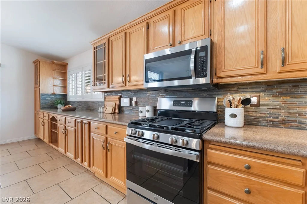 306 Violetta, North Las Vegas, NV 89031