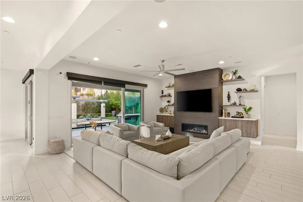 2158 Alto Vista, Henderson, NV 89052