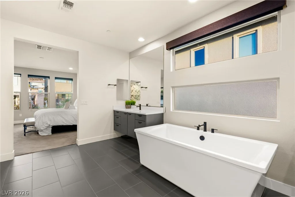 2158 Alto Vista, Henderson, NV 89052