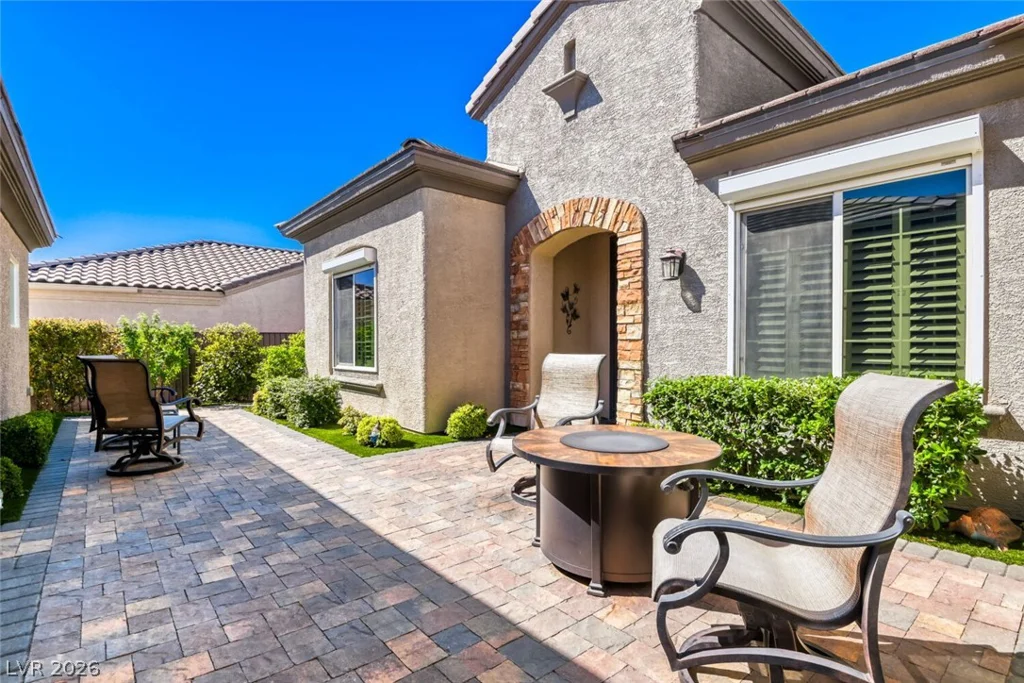 2744 Olivia Heights, Henderson, NV 89052