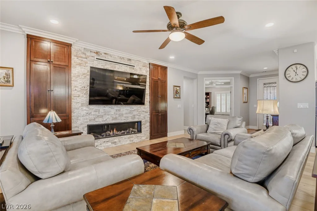 2744 Olivia Heights, Henderson, NV 89052