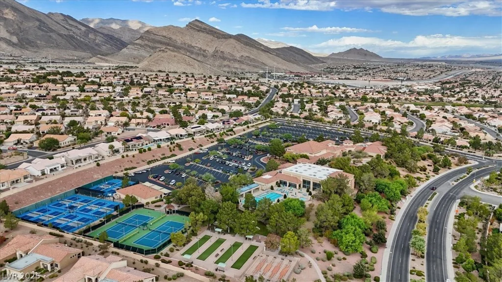 10648 Clarion, Las Vegas, NV 89134