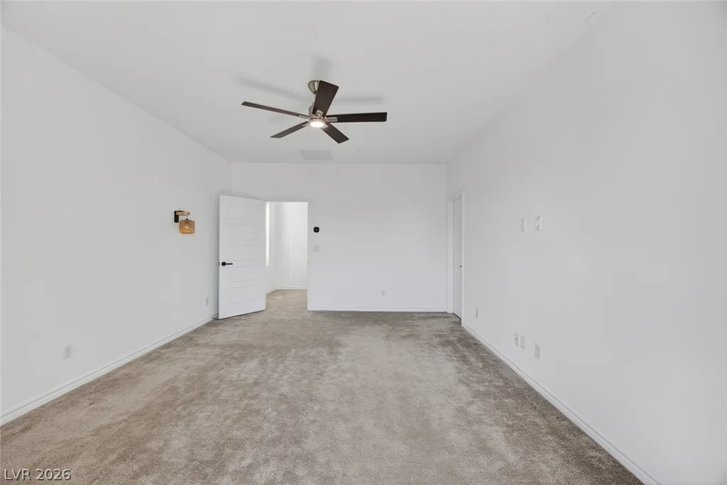 9934 Iron Creek, Las Vegas, NV 89178