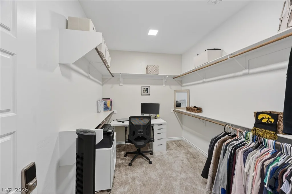 9934 Iron Creek, Las Vegas, NV 89178