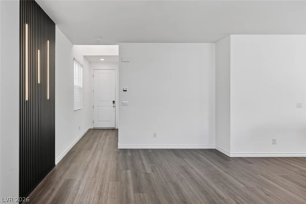 9934 Iron Creek, Las Vegas, NV 89178