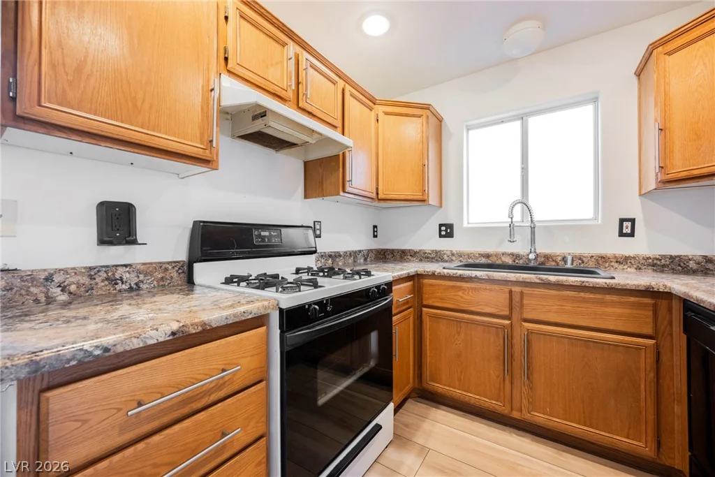 5473 Dungaree, Las Vegas, NV 89118