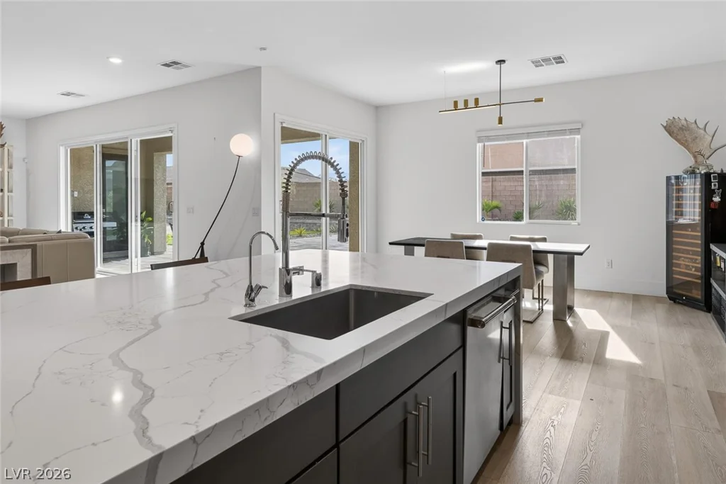 7967 Aravani, Las Vegas, NV 89131