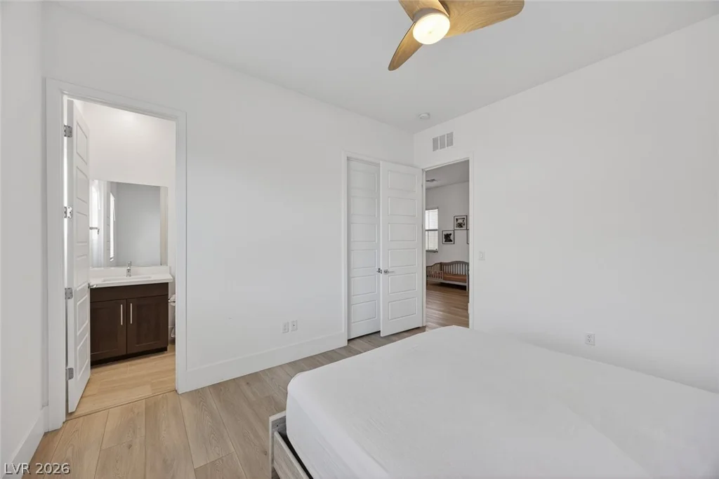 7967 Aravani, Las Vegas, NV 89131