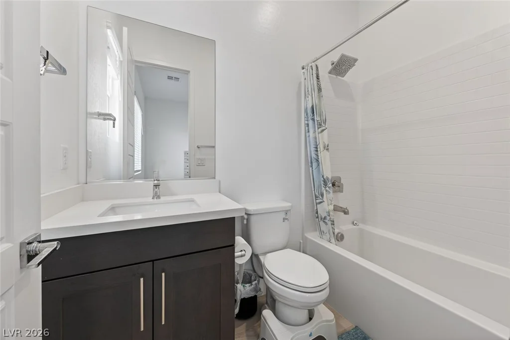 7967 Aravani, Las Vegas, NV 89131