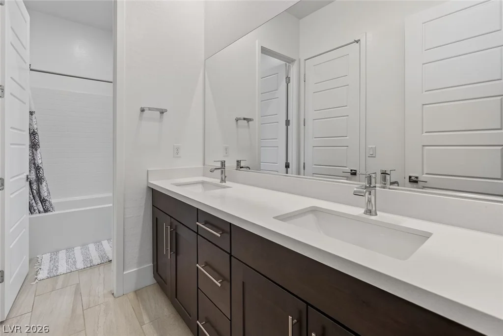 7967 Aravani, Las Vegas, NV 89131