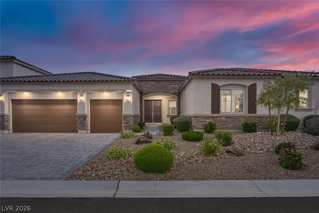 7967 Aravani, Las Vegas, NV 89131