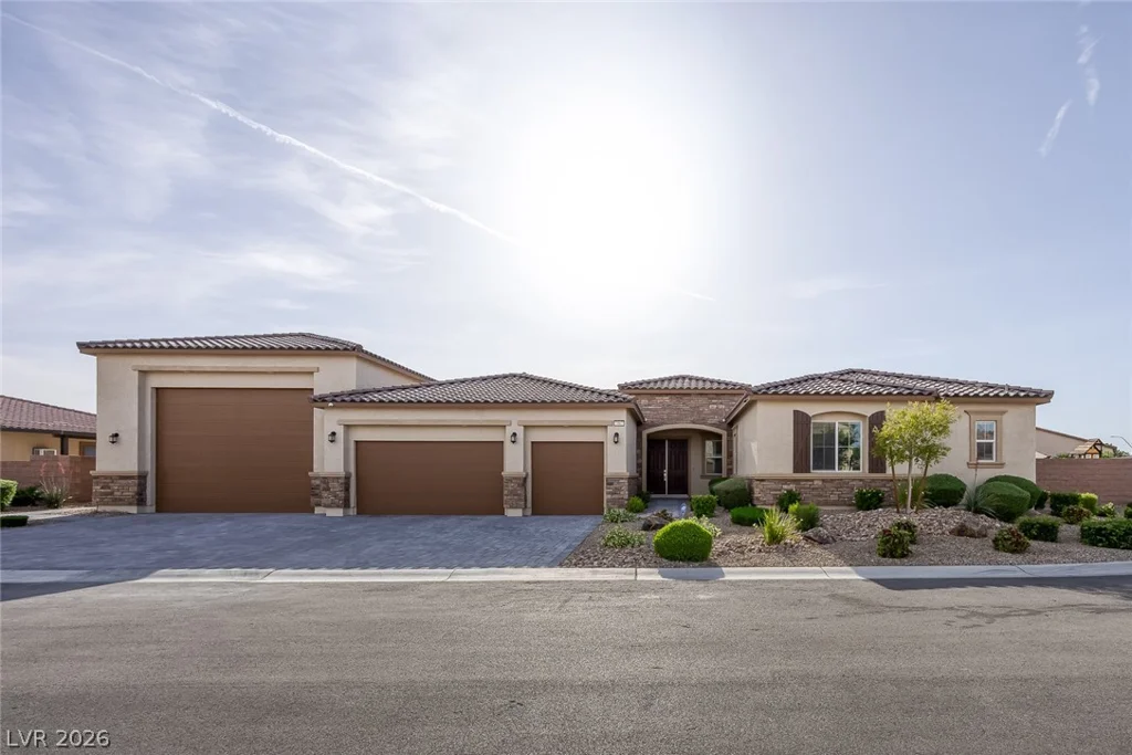 7967 Aravani, Las Vegas, NV 89131