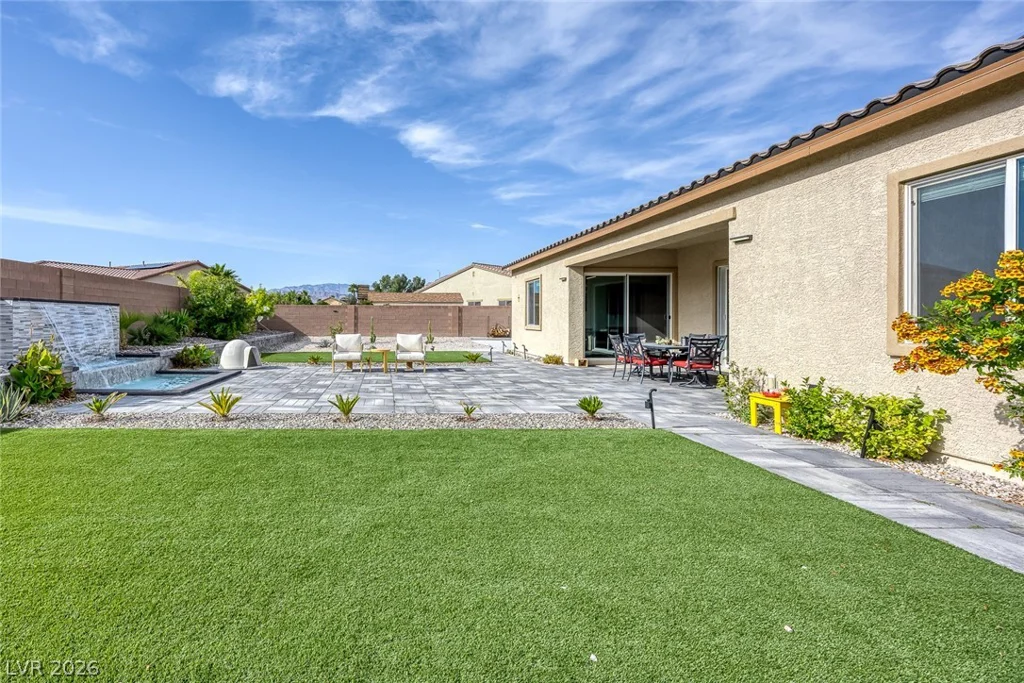 7967 Aravani, Las Vegas, NV 89131