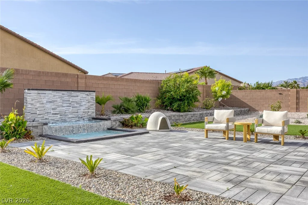 7967 Aravani, Las Vegas, NV 89131