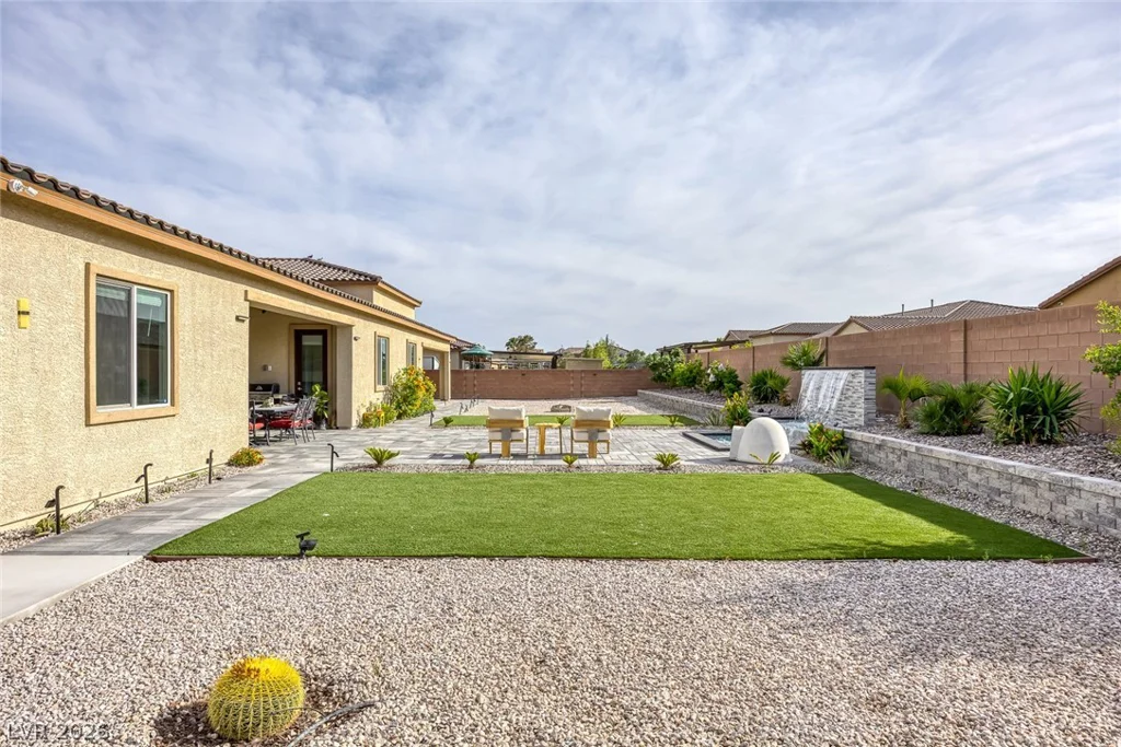7967 Aravani, Las Vegas, NV 89131